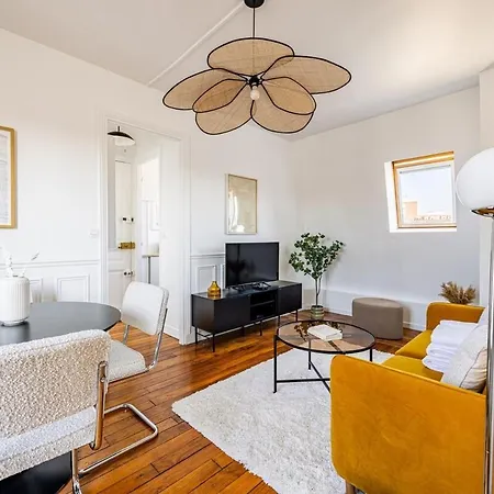 Apartment 1 Bedroom # 14 # Alesia Paris