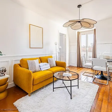 1 Bedroom # 14 # Alesia Apartment
