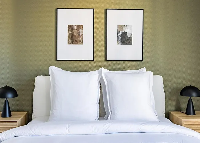 1 Bedroom # 14 # Alesia