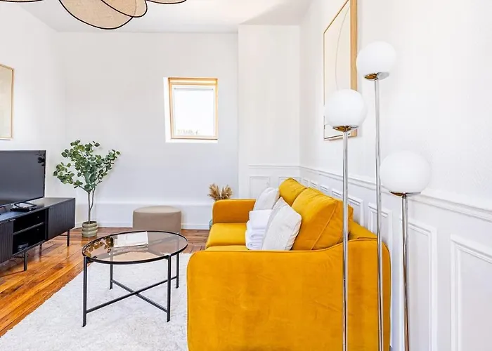 1 Bedroom # 14 # Alesia * Paris